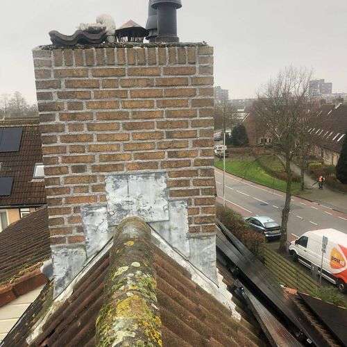 Schoorsteenrenovatie Kampen met loodslab